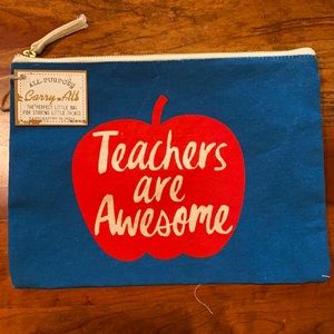 Teacher pouch